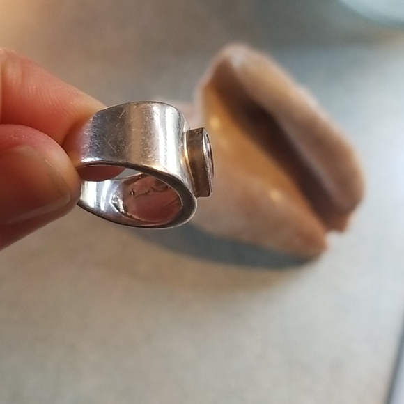 925 WIDE BANDED RING W/BIG PEAR SHAPED CZ - Picture 2 of 5